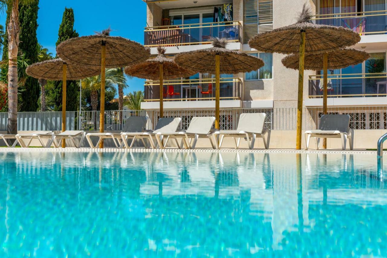 Rentalmar Navarra Family Suites Салоу Екстер'єр фото