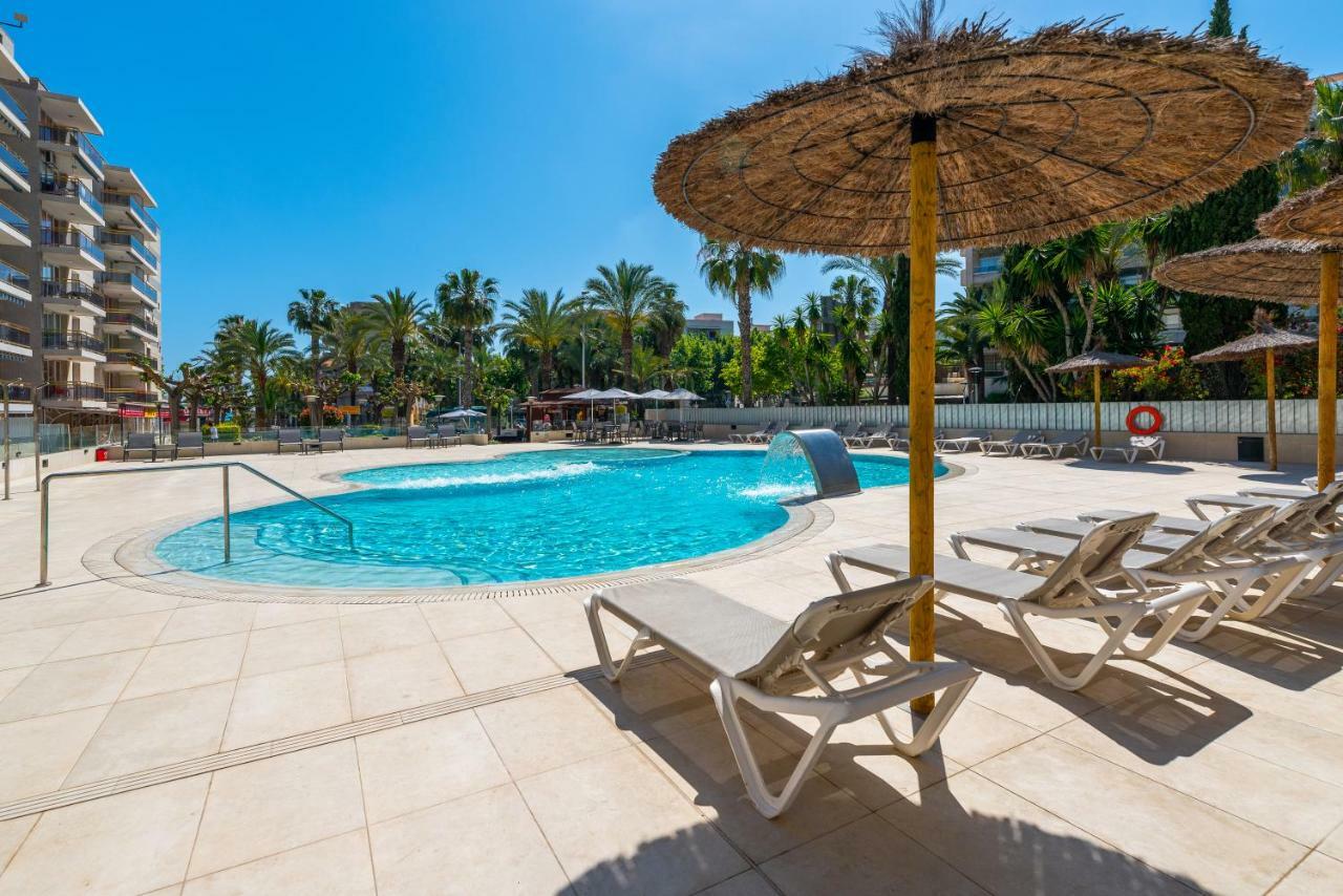 Rentalmar Navarra Family Suites Салоу Екстер'єр фото
