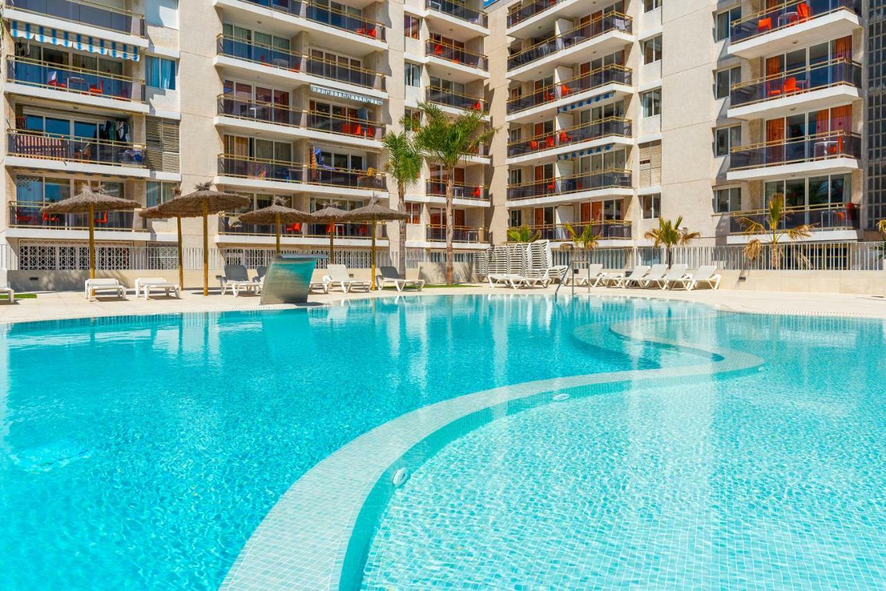 Rentalmar Navarra Family Suites Салоу Екстер'єр фото
