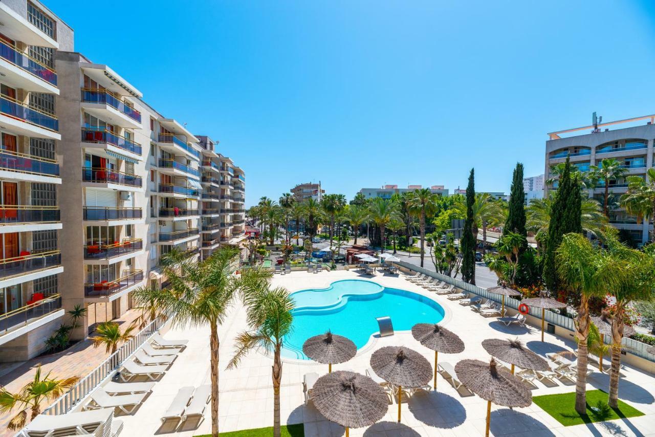 Rentalmar Navarra Family Suites Салоу Екстер'єр фото