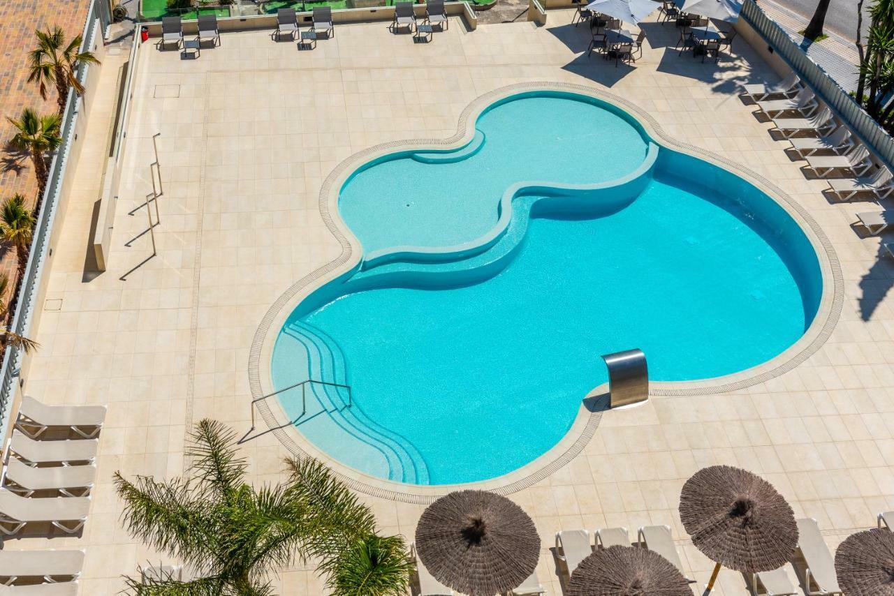 Rentalmar Navarra Family Suites Салоу Екстер'єр фото